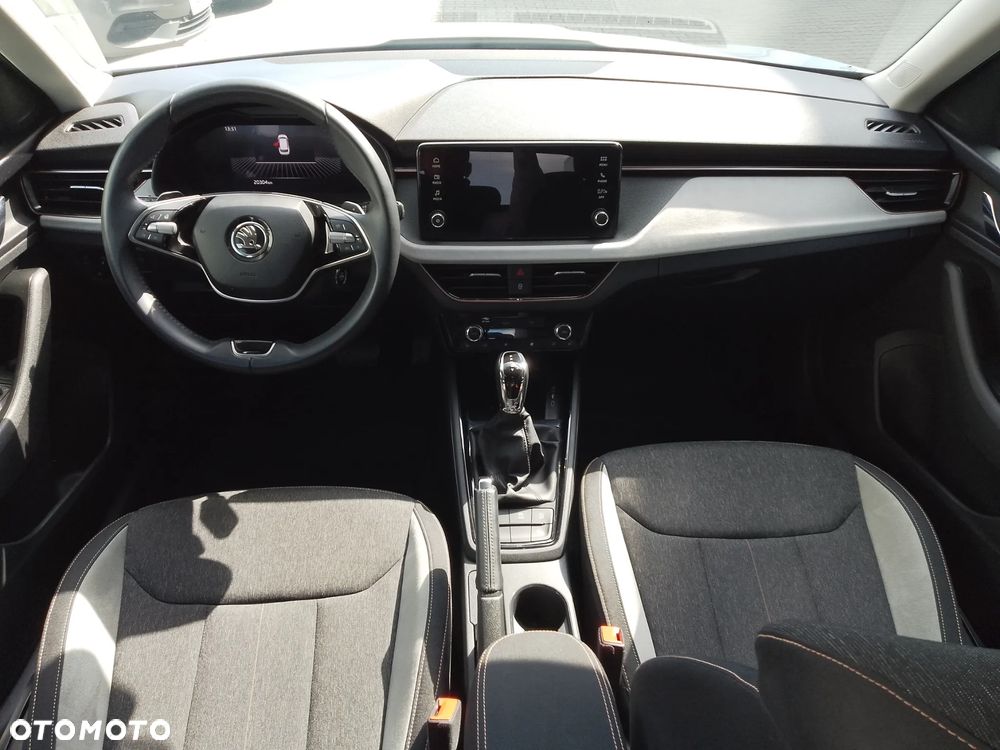 Skoda Kamiq 1.0 TSI Selection DSG - 17