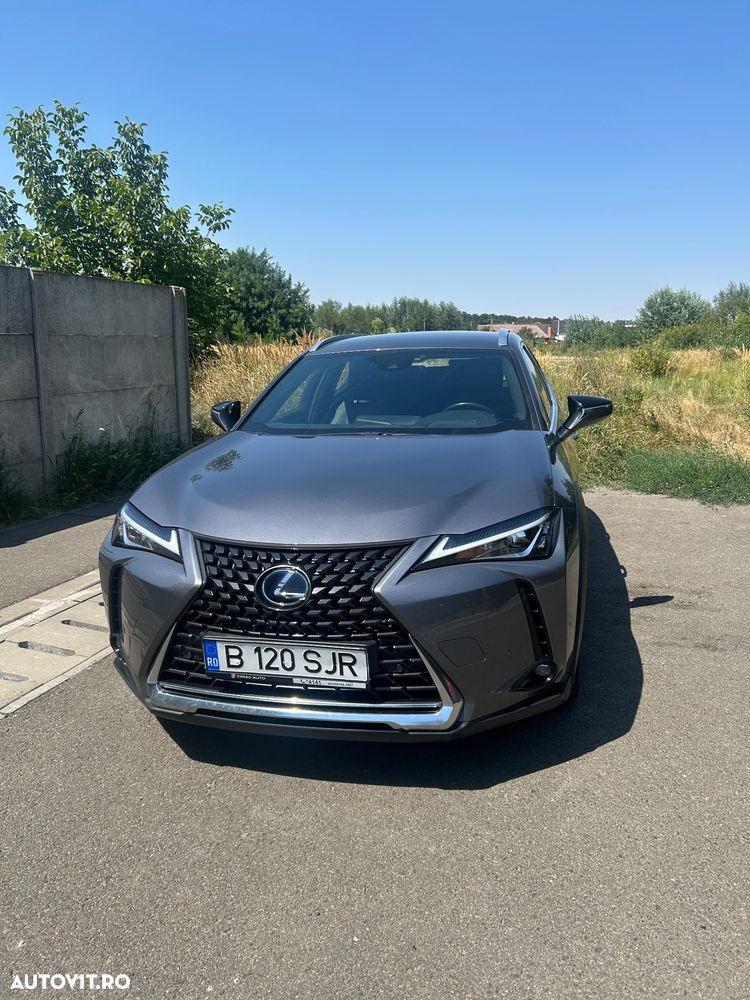 Lexus UX 250h FWD Business - 1