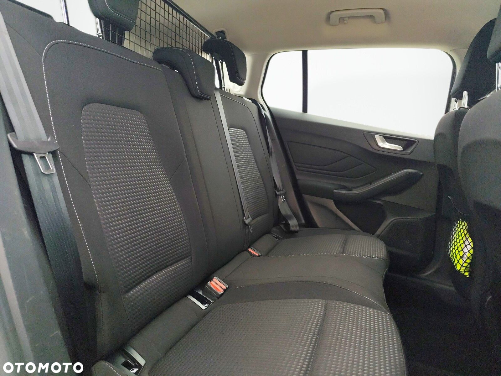 Ford Focus - 16