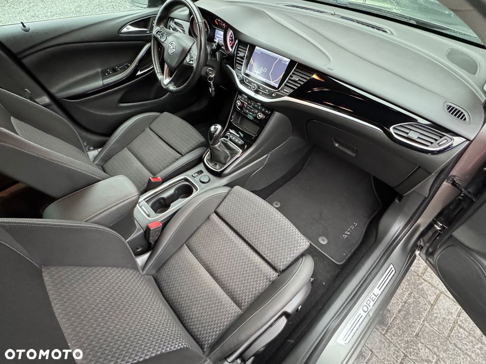 Opel Astra 1.6 D (CDTI) Start/Stop Innovation - 22