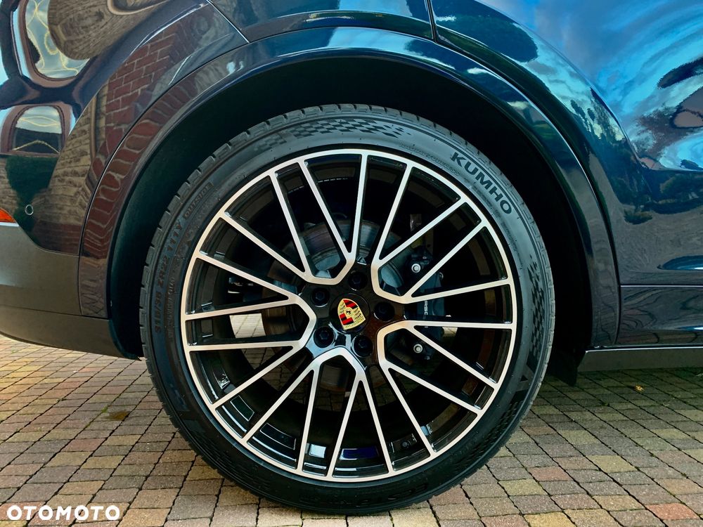 Porsche Cayenne - 30