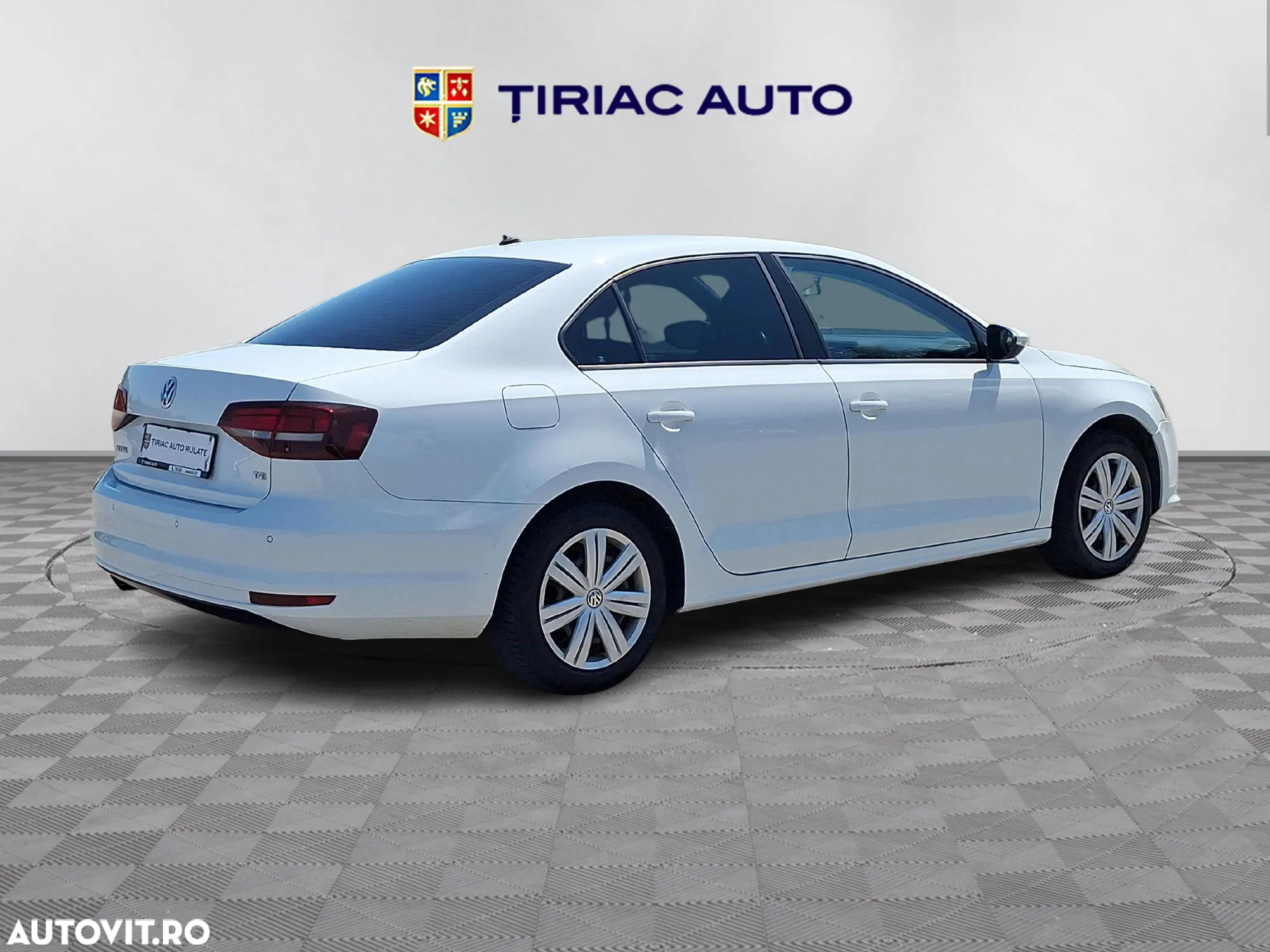 Volkswagen Jetta - 6
