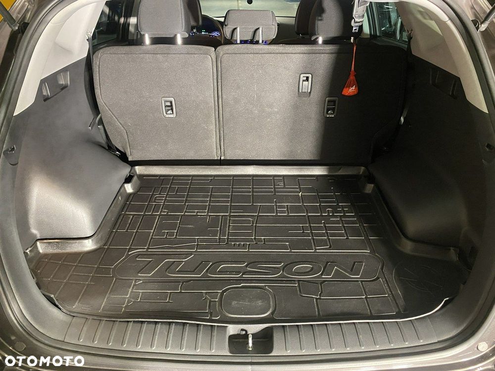 Hyundai Tucson - 16