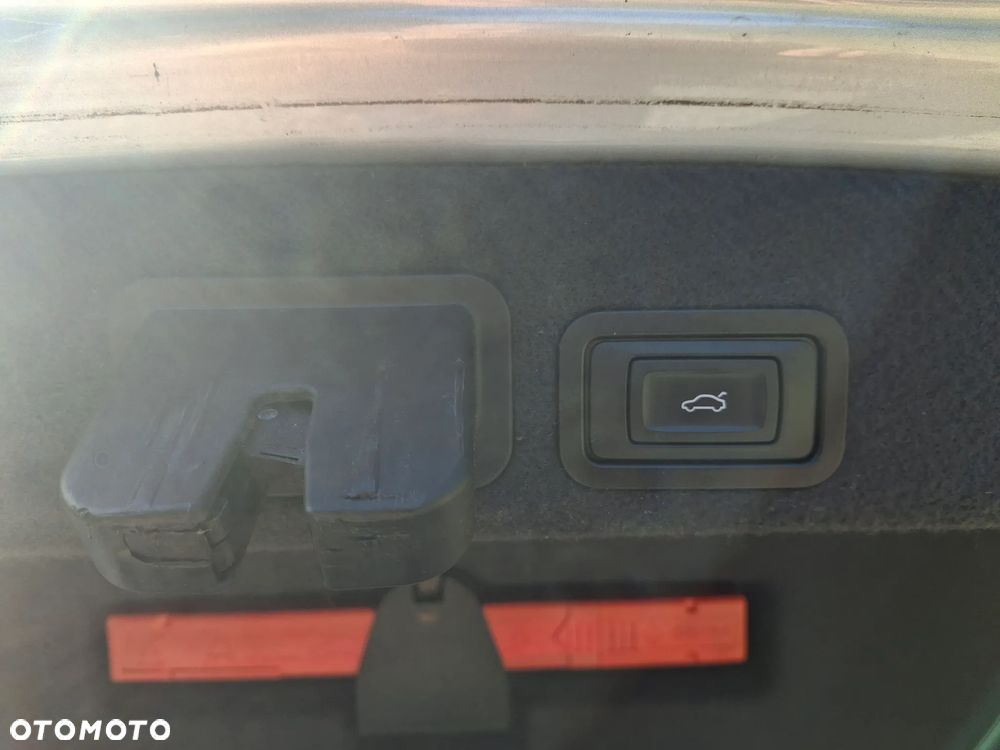 Audi A6 Limousine 2.8 FSI Quattro S tronic - 35