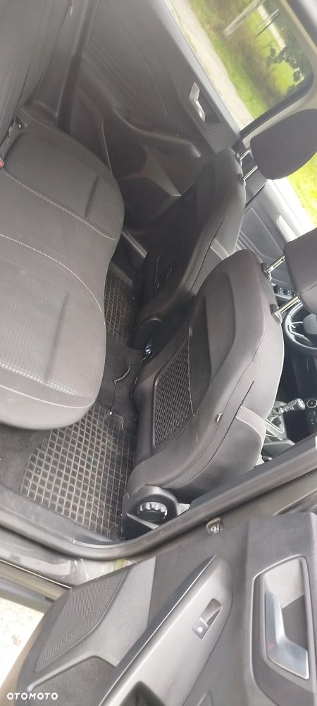 Ford Focus 1.5 EcoBlue SCR Connected - 16