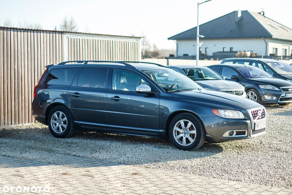 Volvo V70 2.5T R-Design Summum - 11