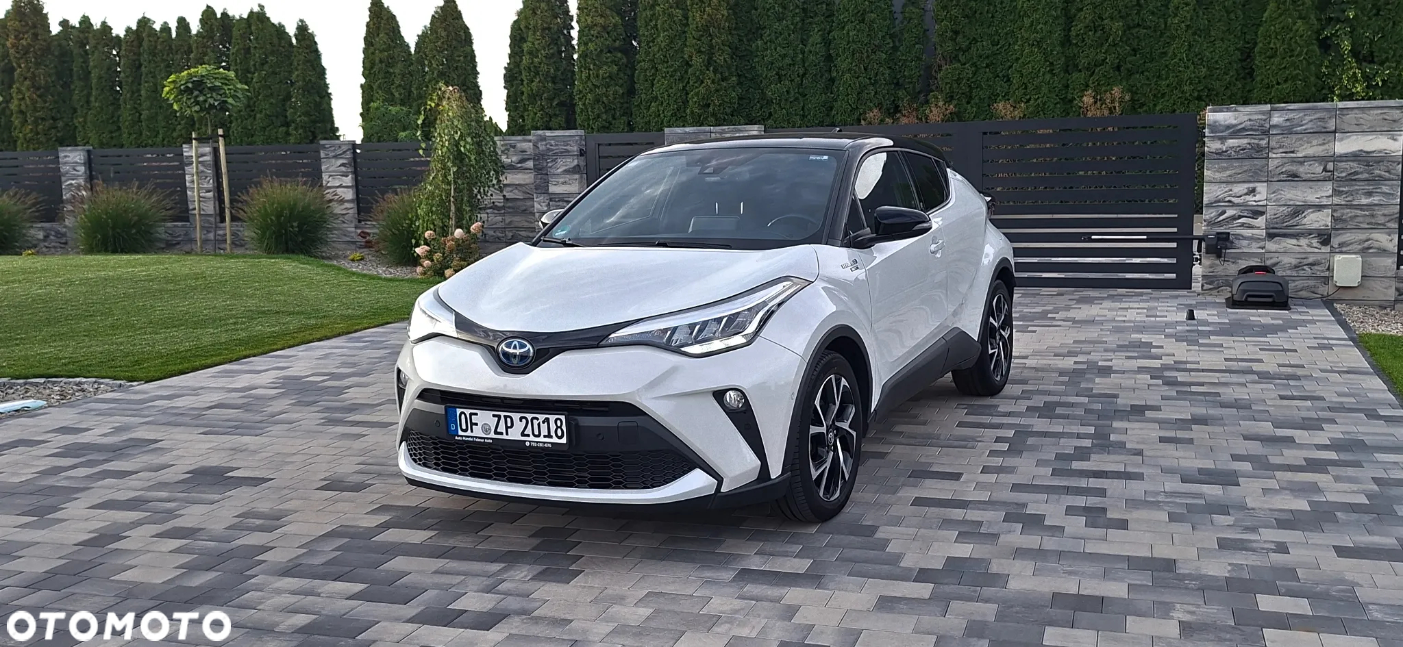 Toyota C-HR 2.0 Hybrid Team Deutschland - 2