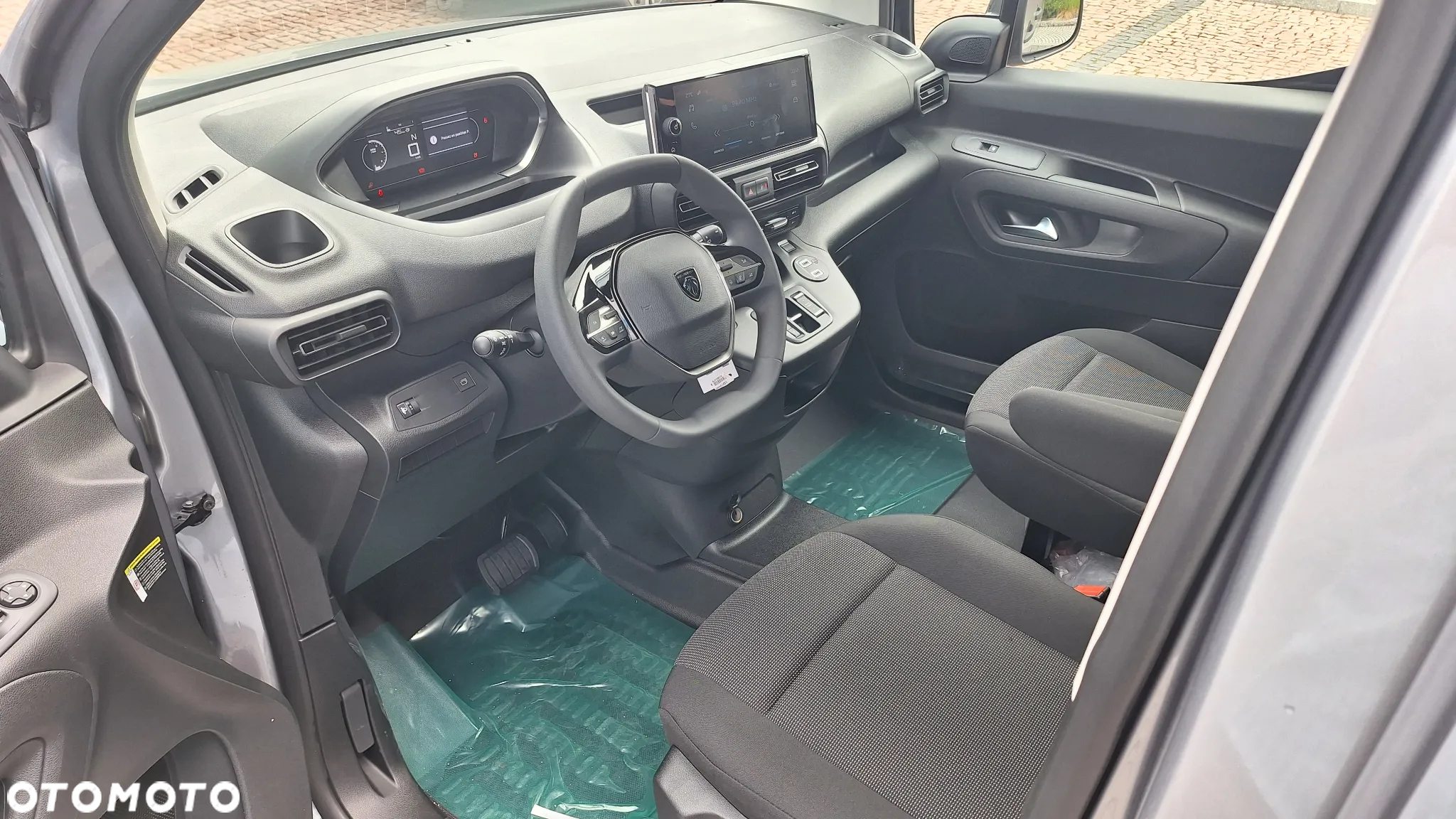 Peugeot Partner Furgon 5-miejscowy BlueHDi 130 KM S&S EAT8 Wiele możliwości - 9