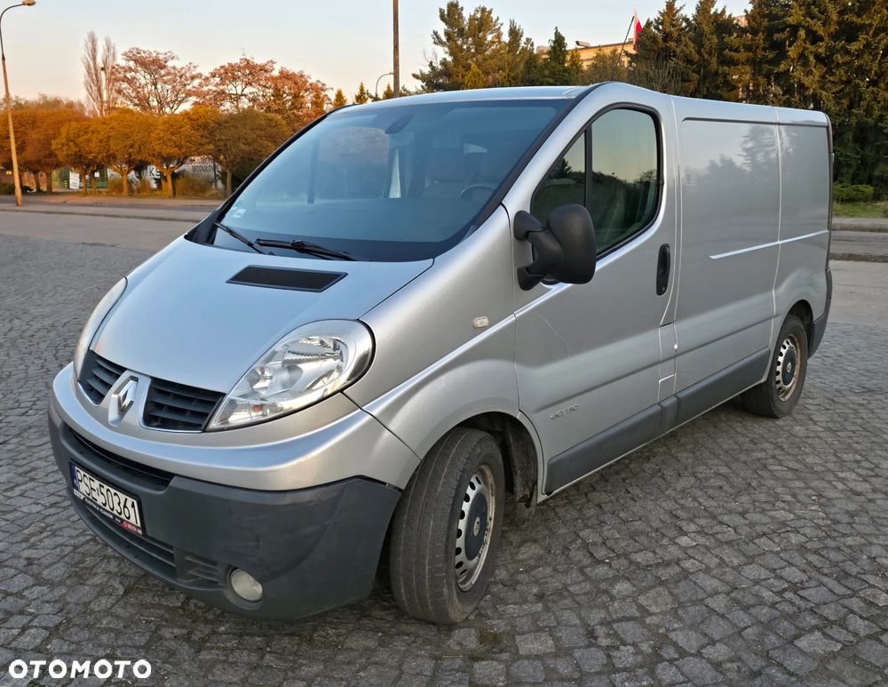 Renault Trafic - 2