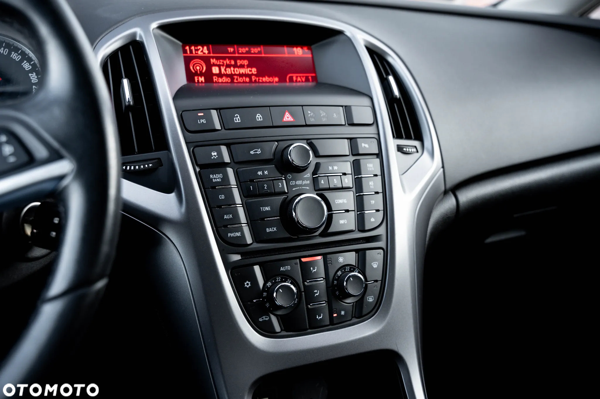 Opel Astra IV 1.4 T Business - 9