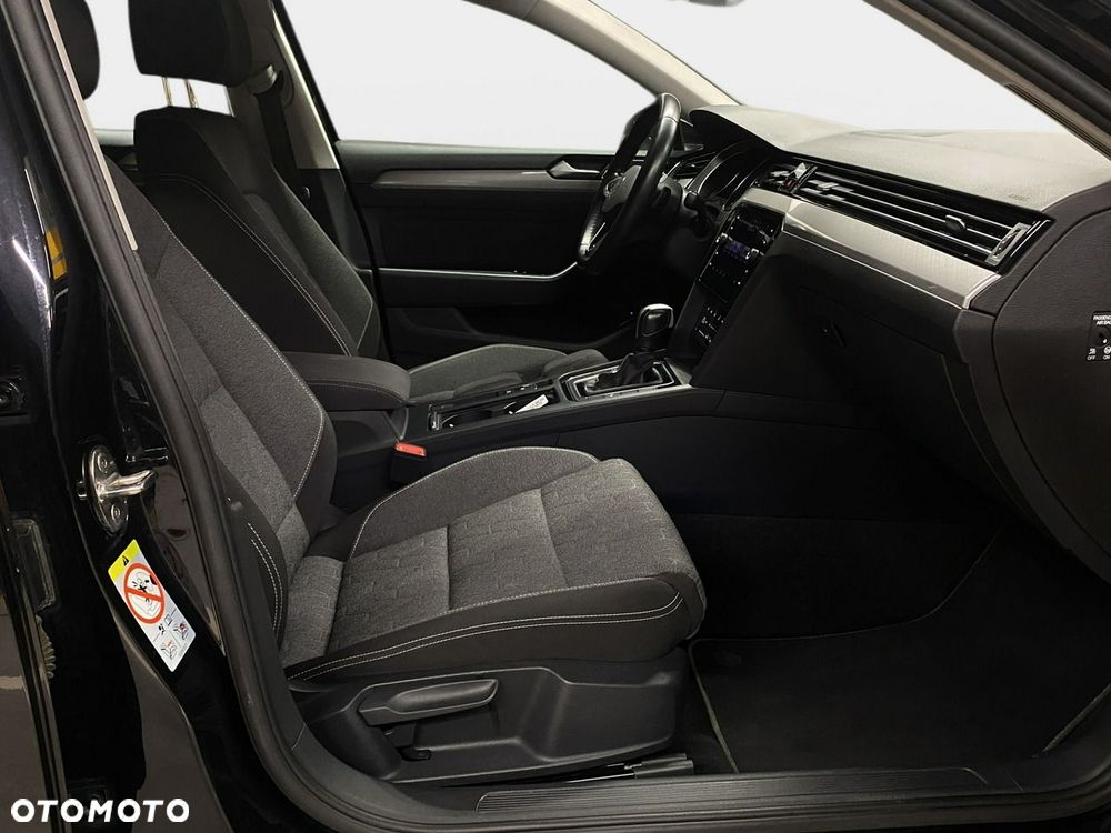 Volkswagen Passat Variant - 13