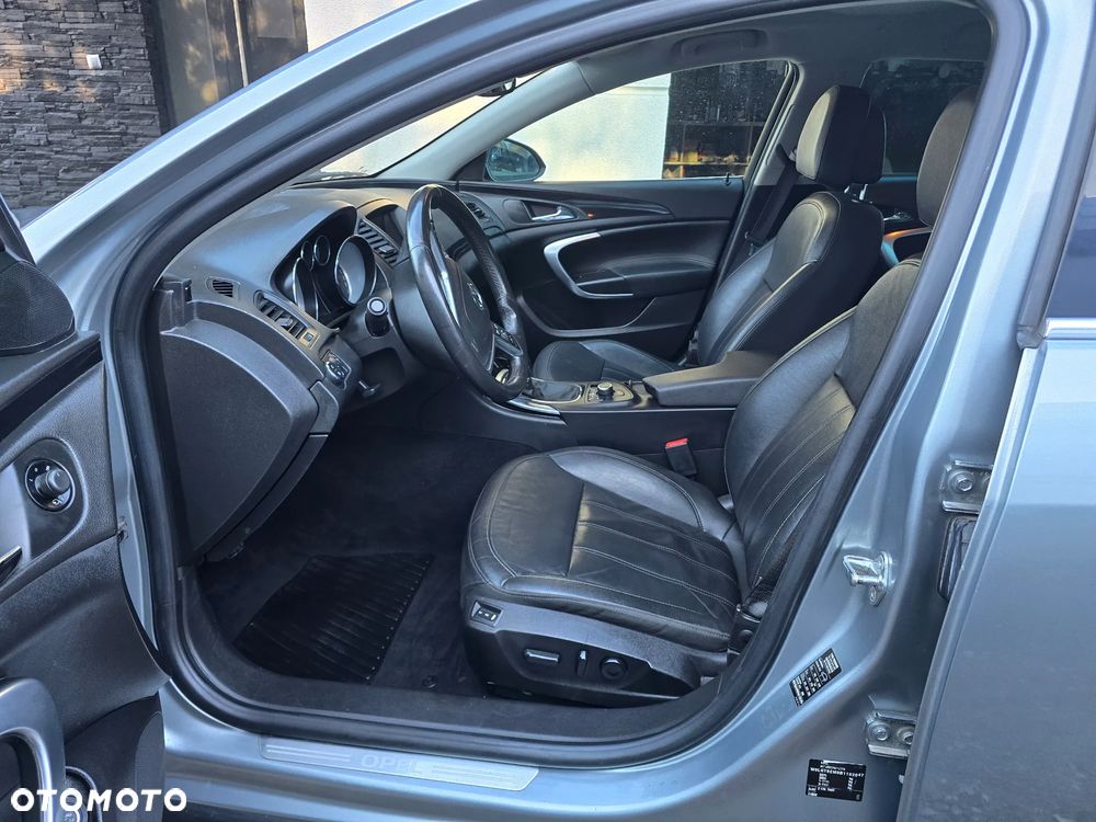 Opel Insignia 2.0 CDTI Cosmo - 11
