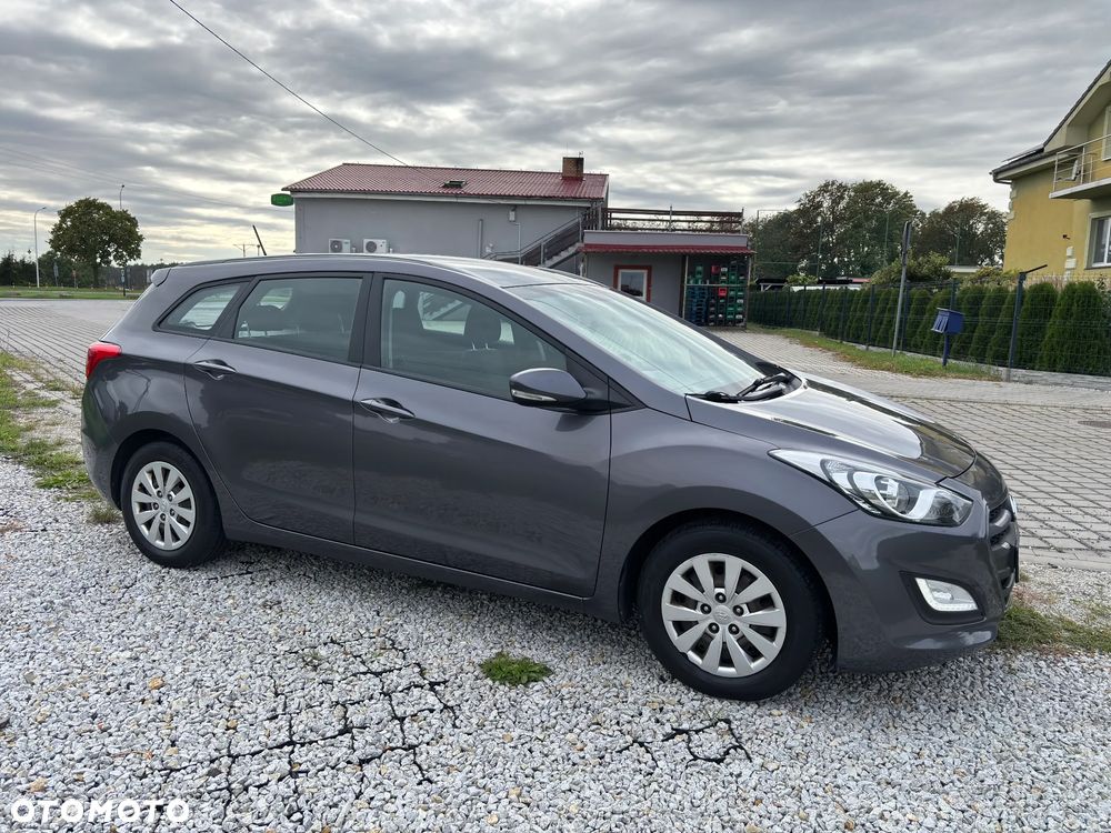 Hyundai i30 i30cw 1.6 CRDi Trend - 18