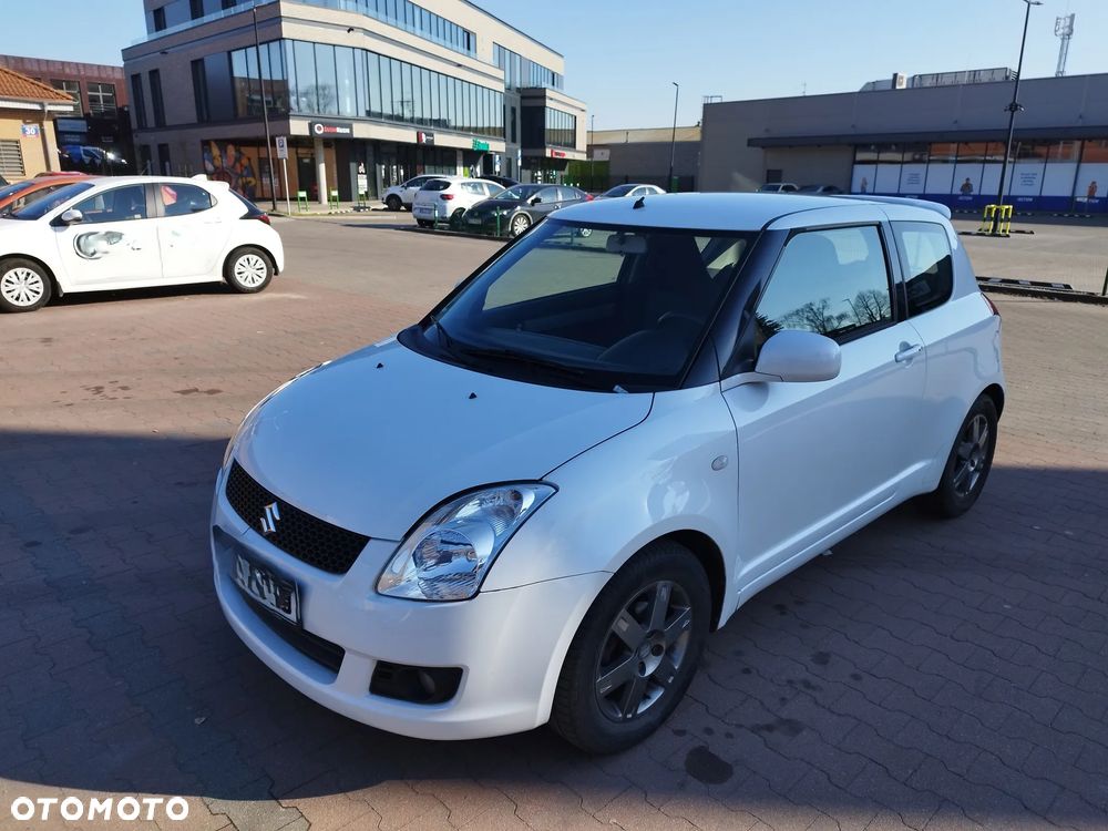 Suzuki Swift 1.3 GC - 5