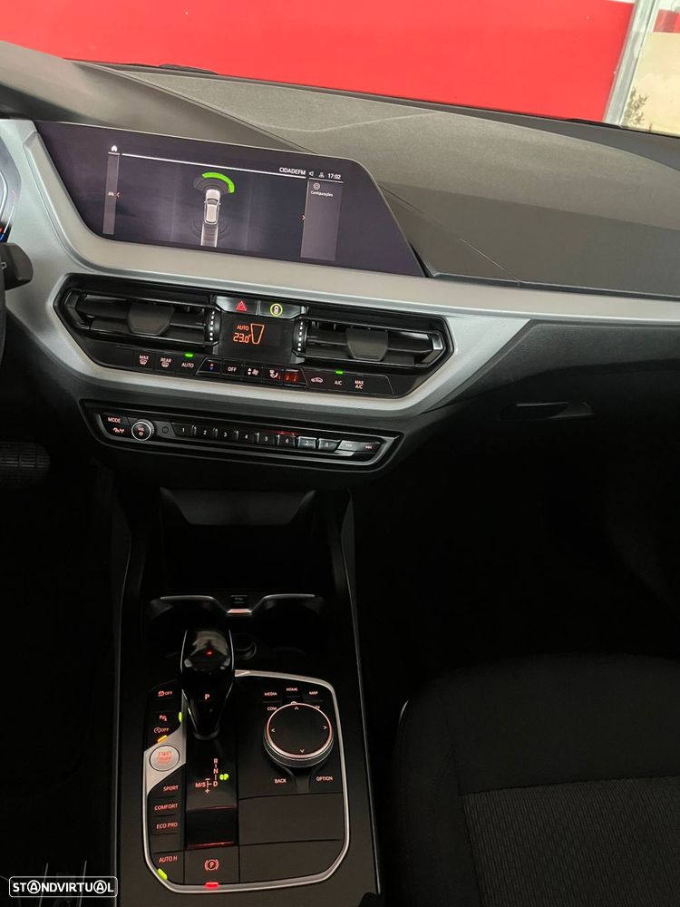 BMW 116 d Corporate Edition Auto - 10