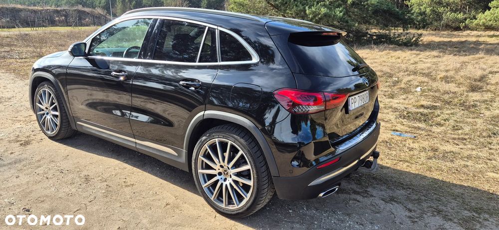 Mercedes-Benz GLA 200 - 7