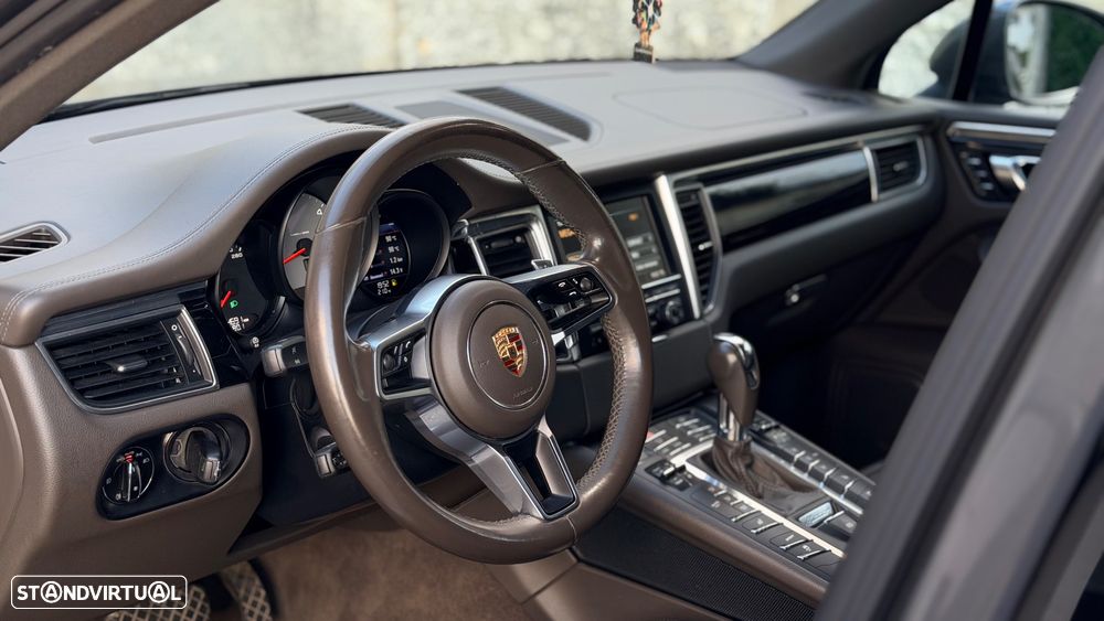 Porsche Macan S - 8