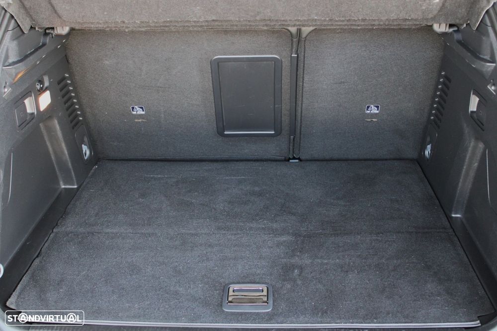 Peugeot 3008 1.6 Hybrid Allure e-EAT8 - 13