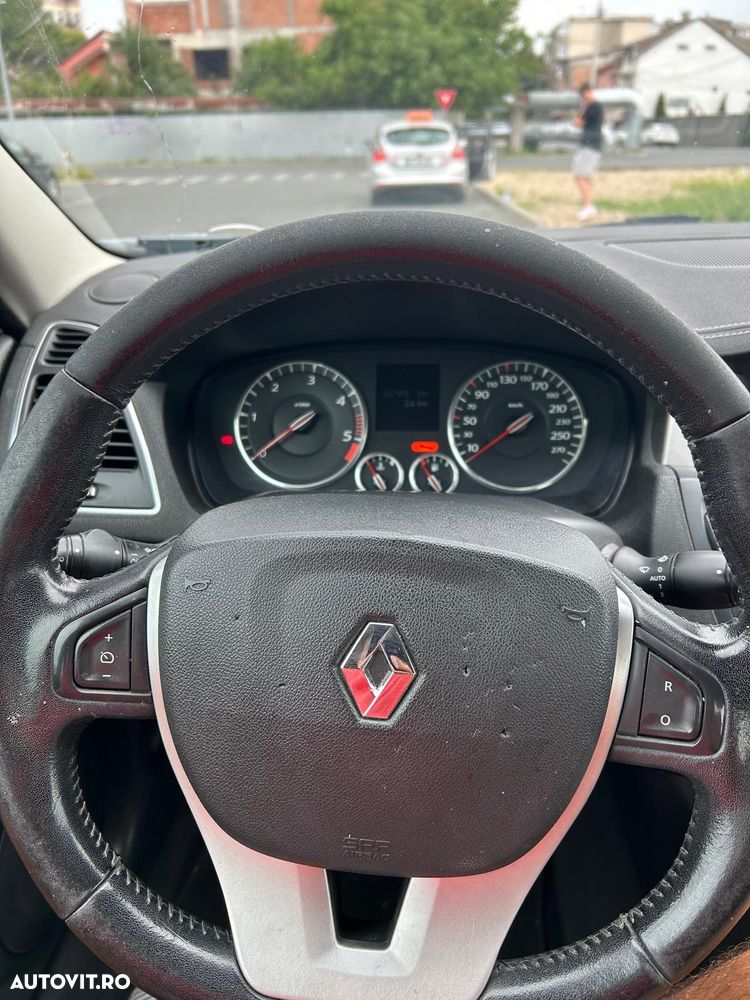 Renault Laguna Coupe dCi 175 FAP - 5