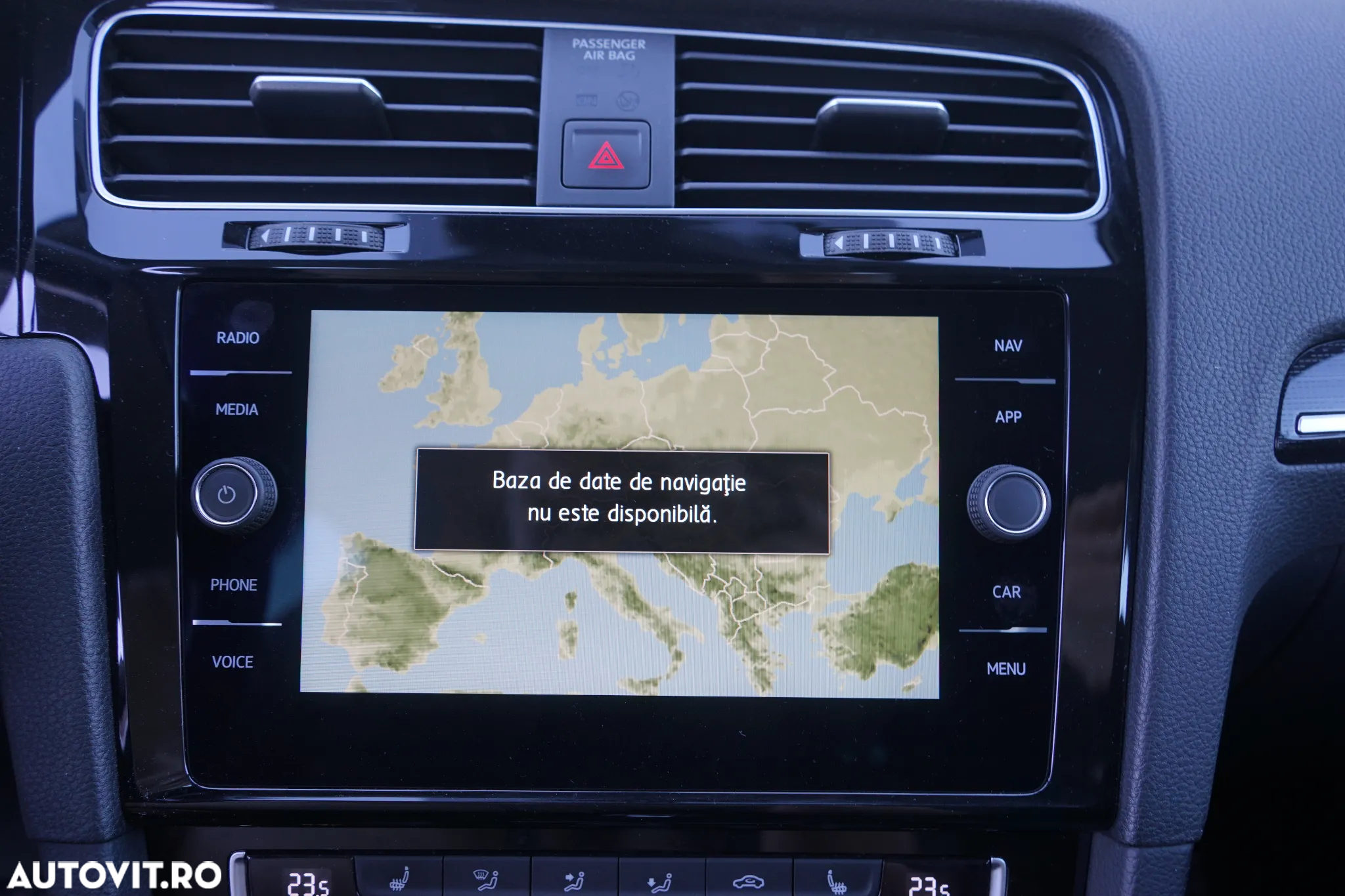 Volkswagen Golf Variant 2.0 TDI SCR DSG Highline - 15