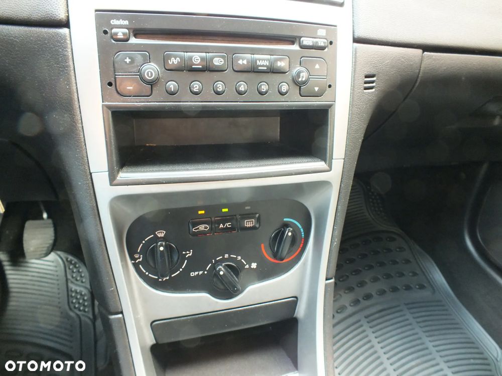 Peugeot 307 - 16
