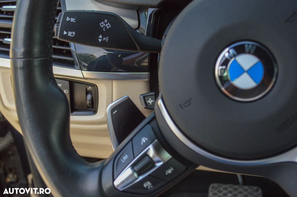 BMW X6 xDrive30d - 27