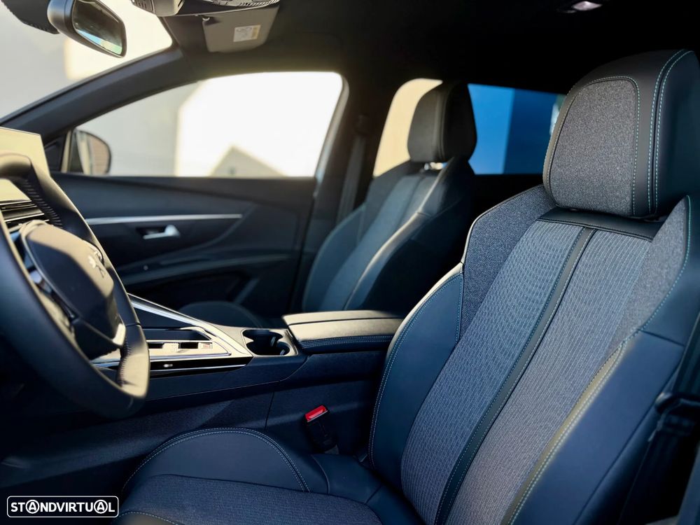 Peugeot 5008 1.2 PureTech Allure EAT8 - 13