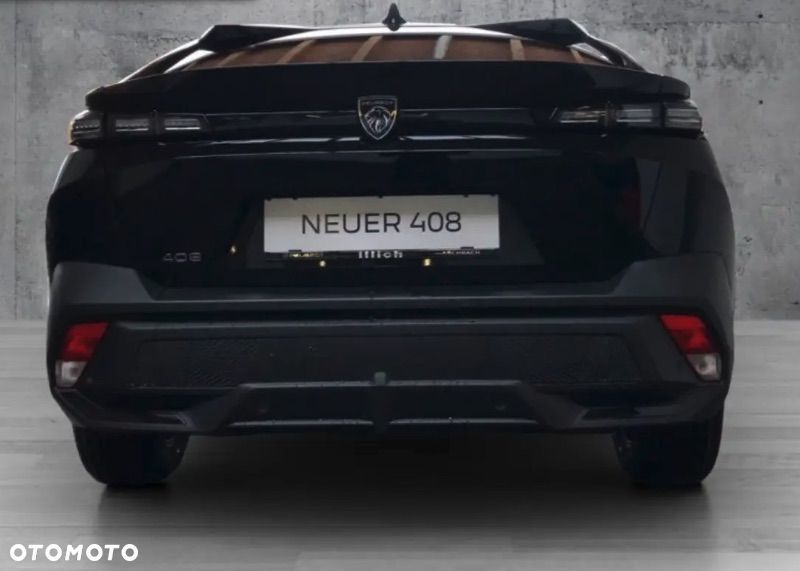 Peugeot 408 - 4
