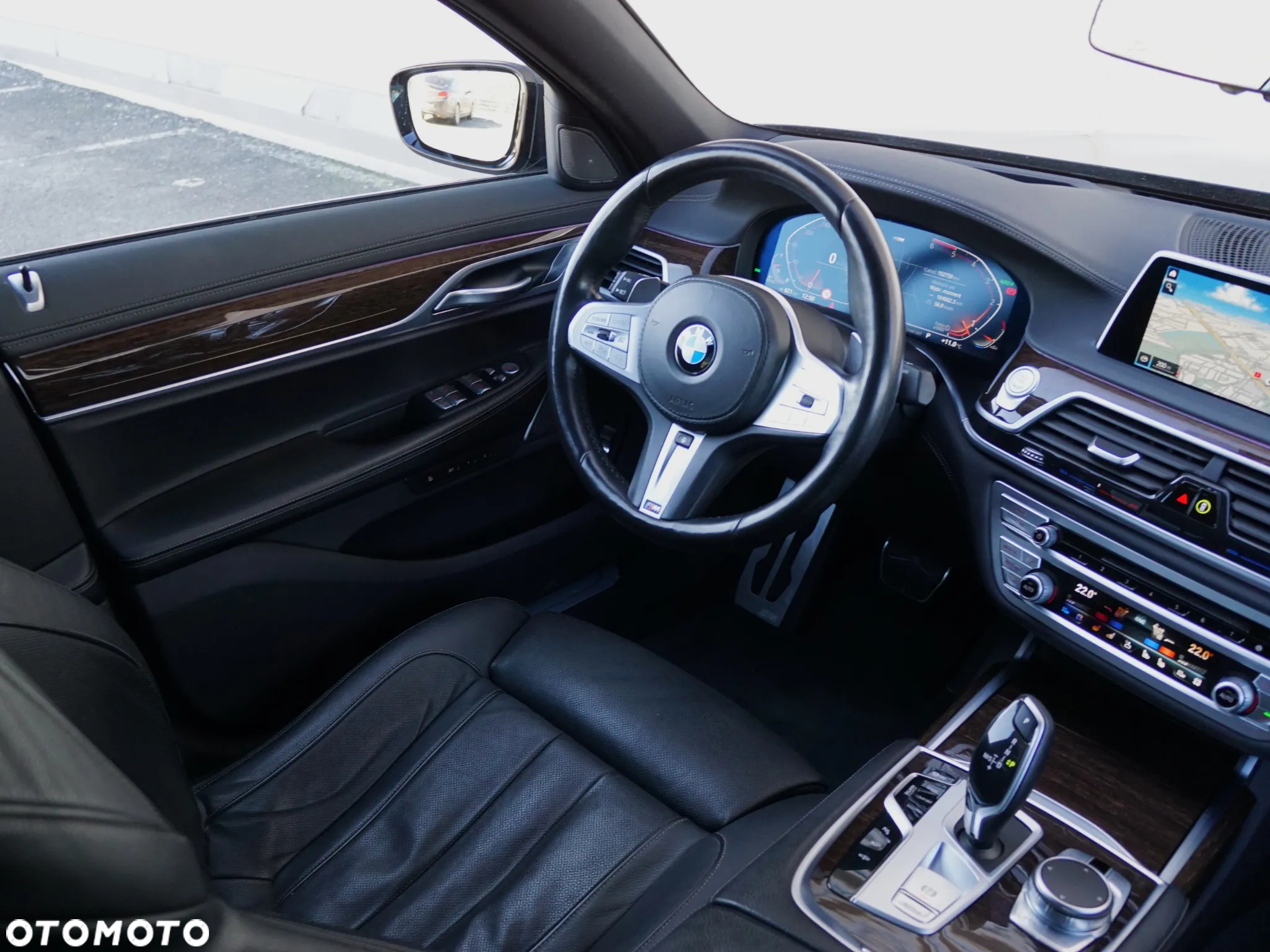 BMW Seria 7 - 16