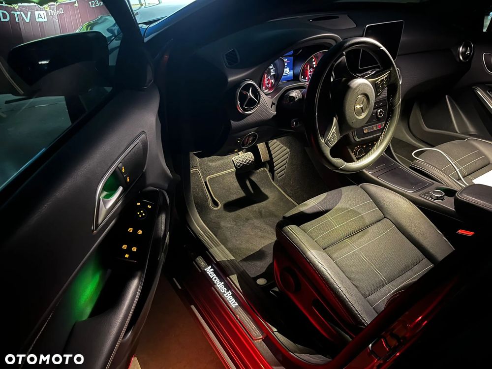 Mercedes-Benz Klasa A 180 7G-DCT Style - 14