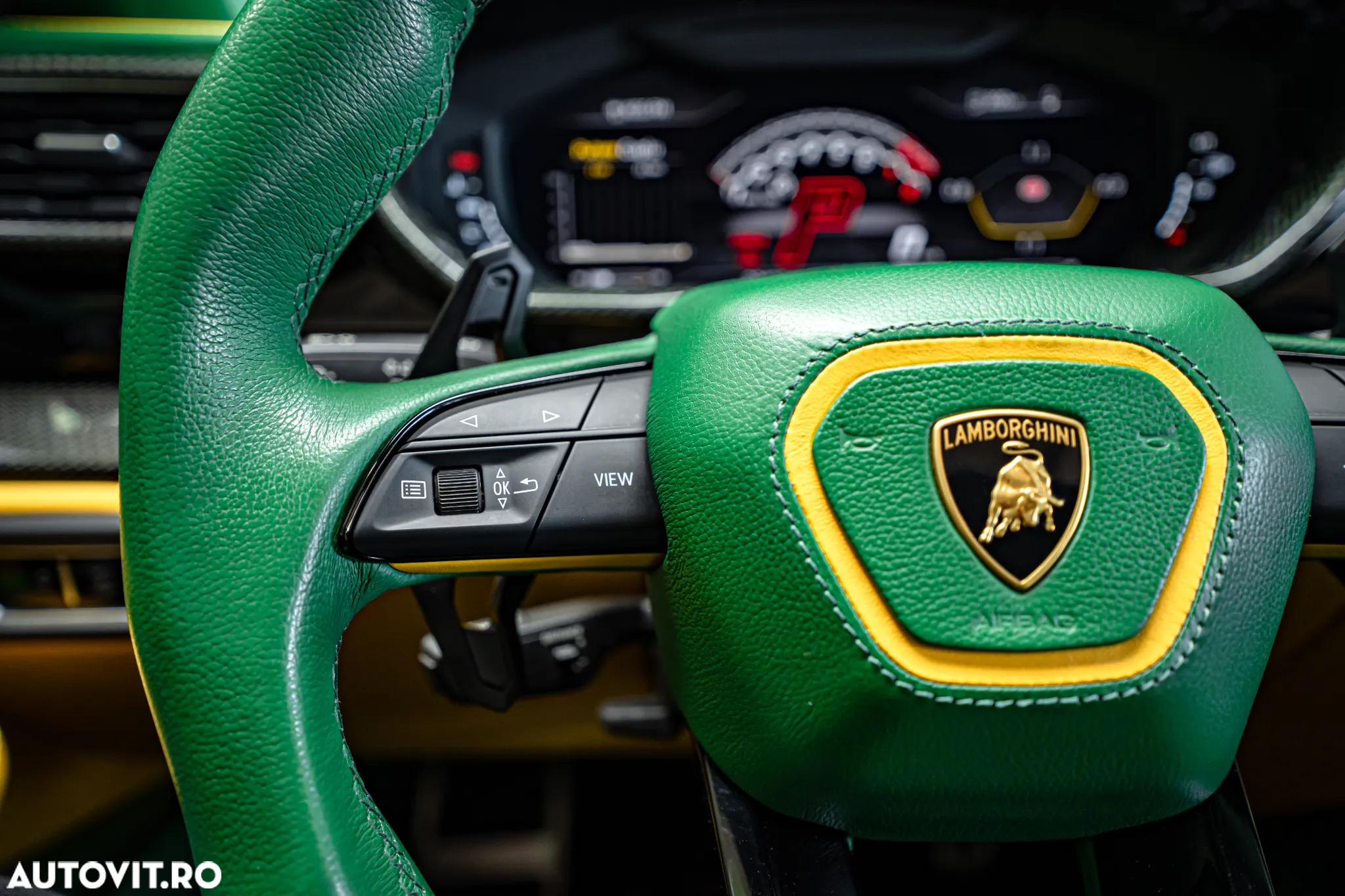 Lamborghini URUS - 16