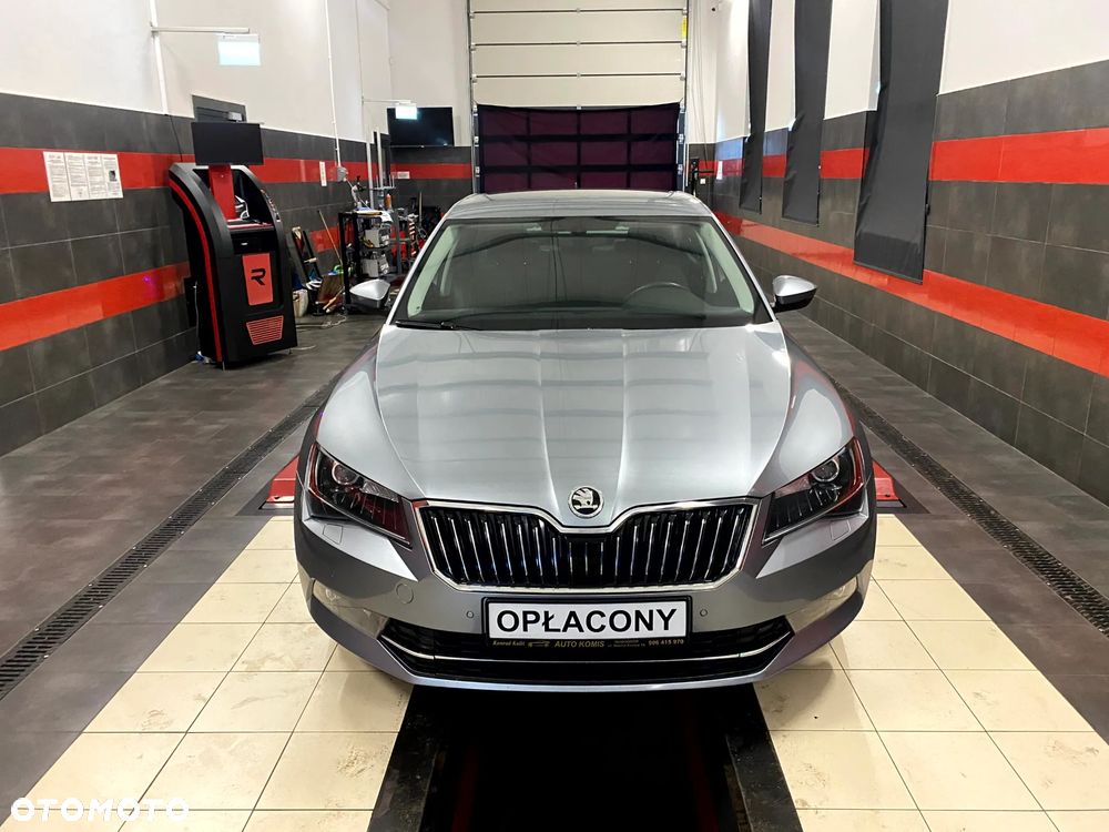 Skoda Superb 2.0 TDI Sportline DSG - 4