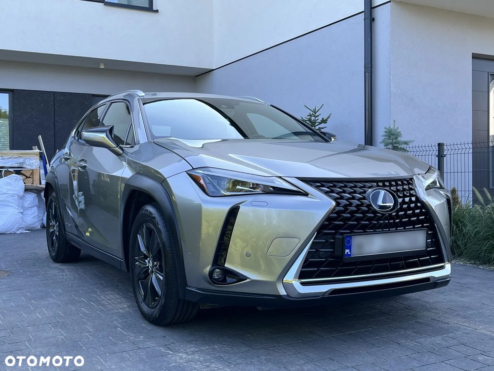 Lexus UX - 9