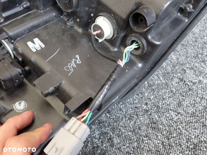 TOYOTA YARIS III LED LIFT 14-17 reflektor lewy lampa lewa - 5