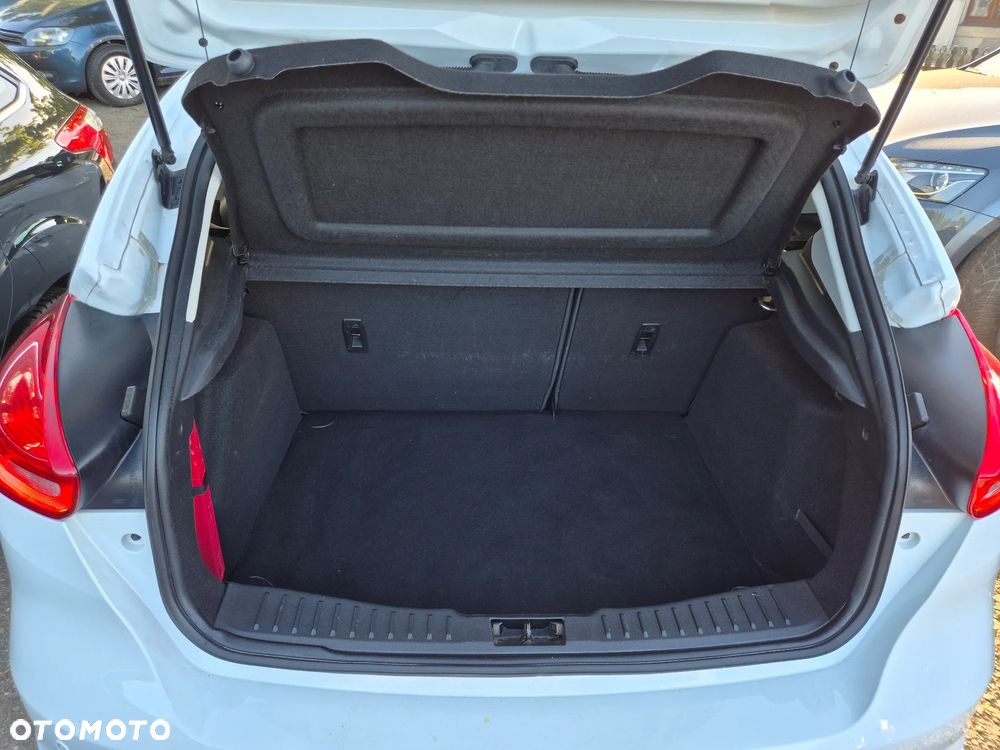 Ford Focus 1.5 TDCi DPF Start-Stopp-System Titanium - 19