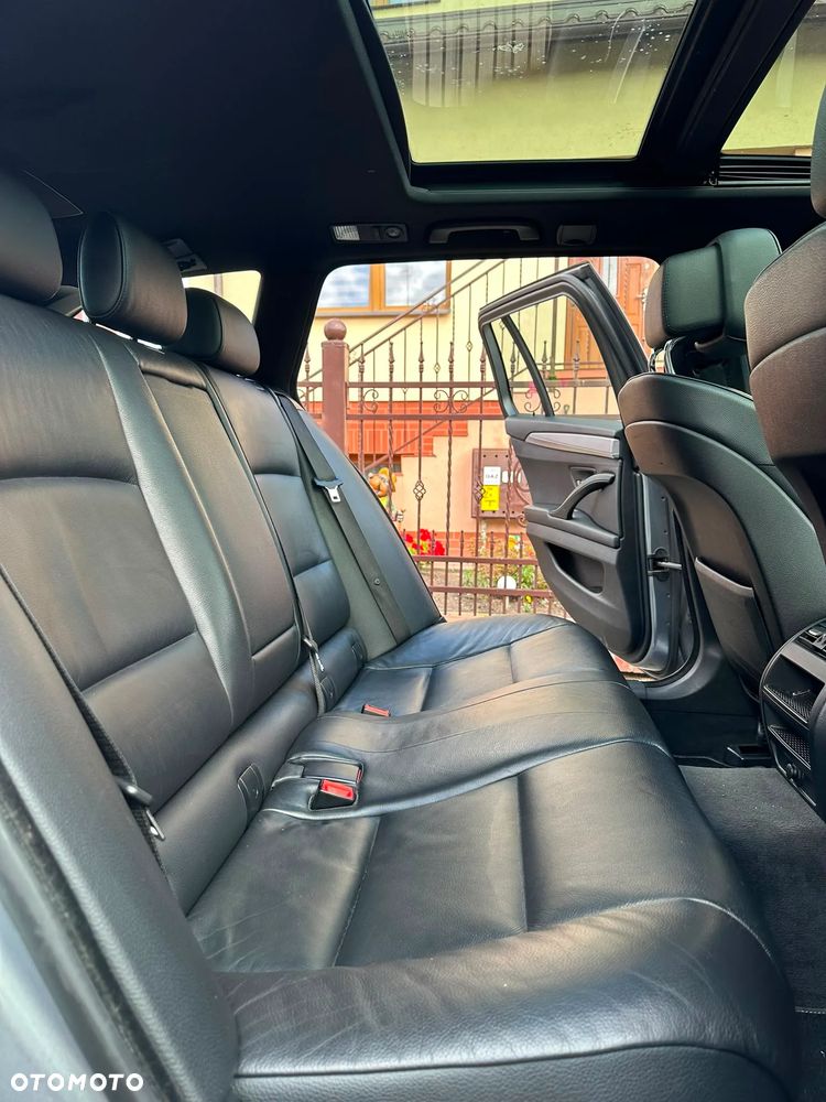 BMW Seria 5 520d - 29