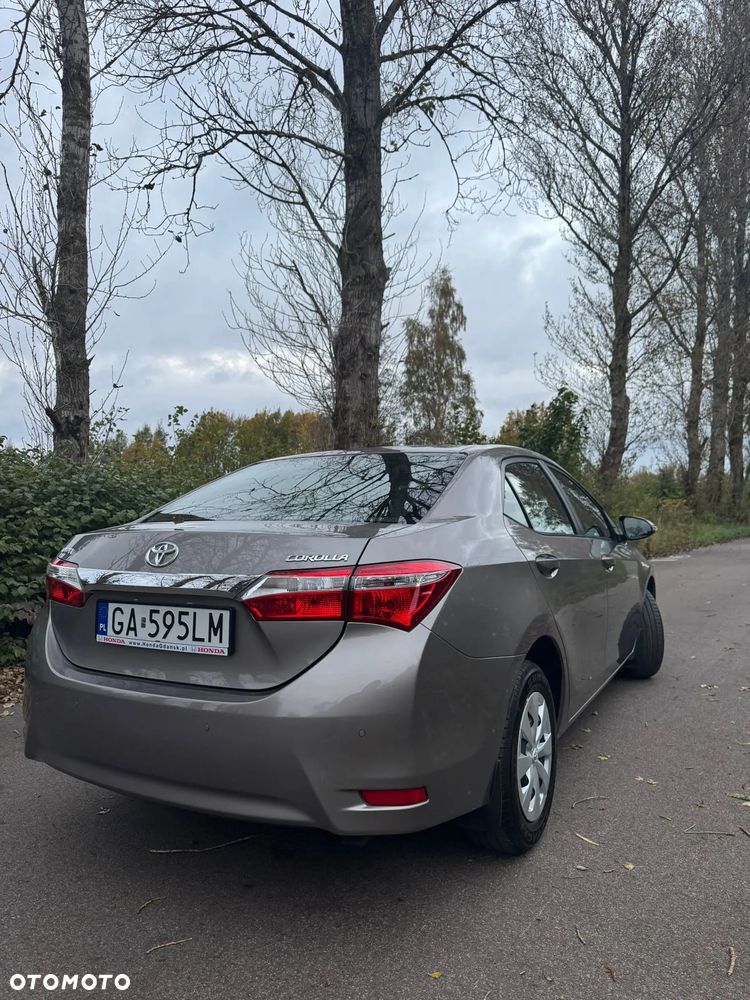 Toyota Corolla 1.6 Active - 5