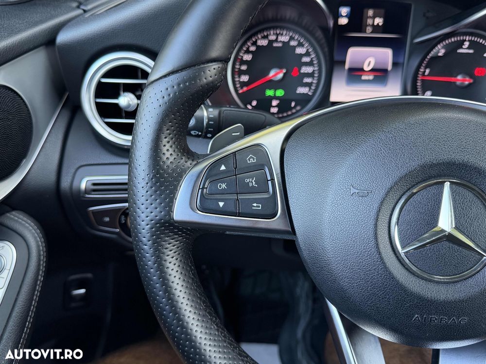 Mercedes-Benz GLC Coupe 250 d 4Matic 9G-TRONIC AMG Line - 30