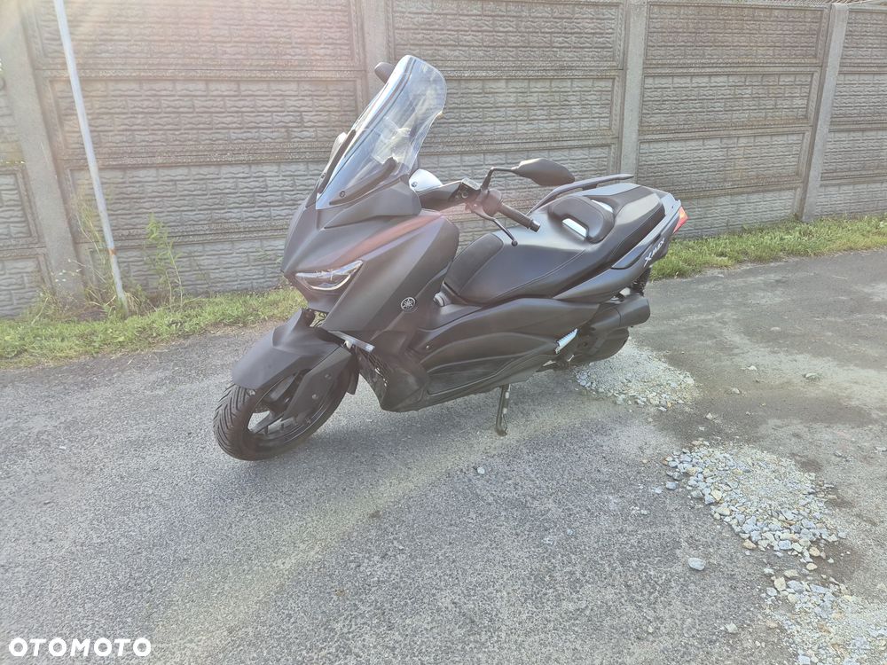Yamaha X-max - 9
