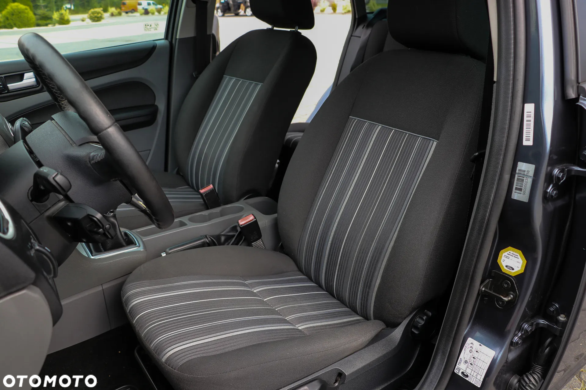 Ford Focus 1.6 16V Style - 29