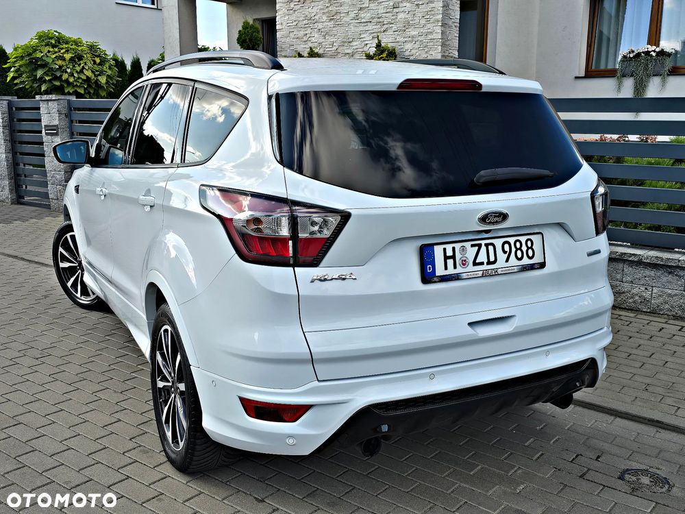 Ford Kuga 1.5 EcoBoost 2x4 ST-Line - 14