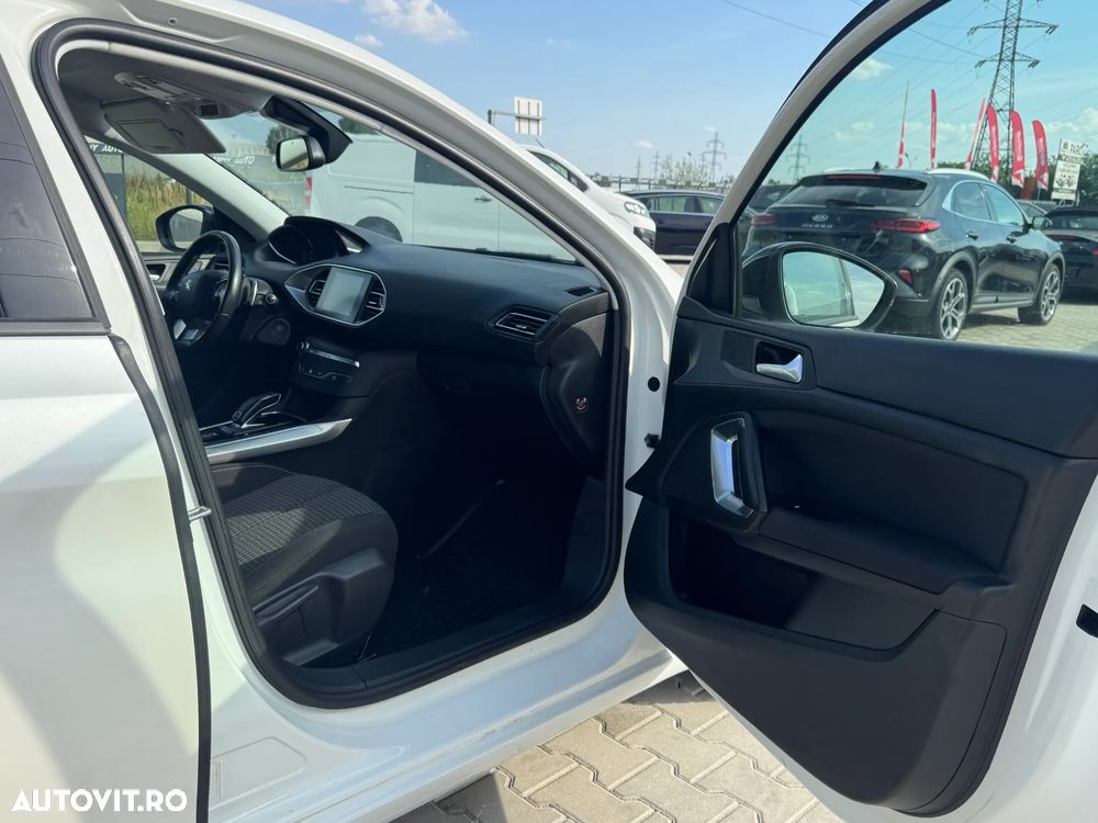 Peugeot 308 BlueHDi 130 EAT8 Stop & Start Allure - 16