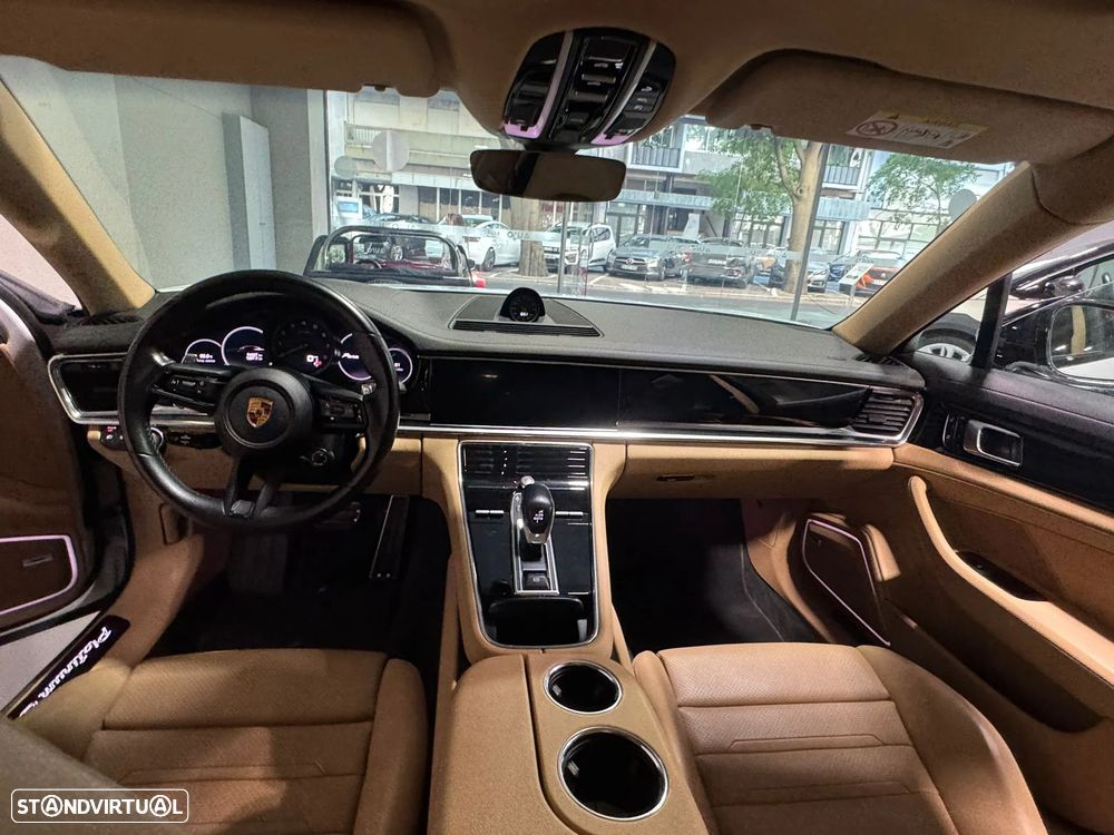 Porsche Panamera 4 E-Hybrid Platinum Edition - 18
