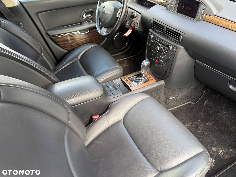 Citroën C6 HDi 205 Biturbo FAP Exclusive - 20