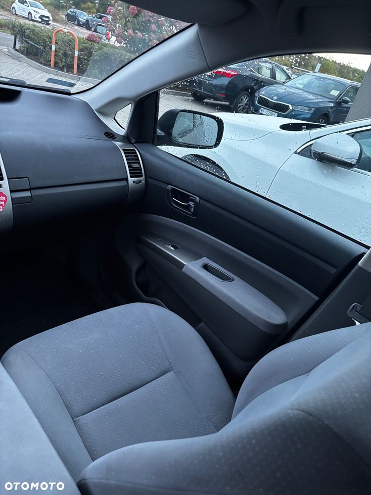 Toyota Prius 1.5 VVT-i Sol - 16