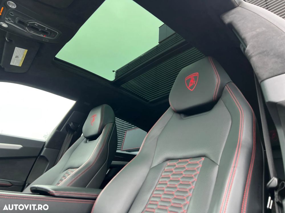 Lamborghini URUS - 21