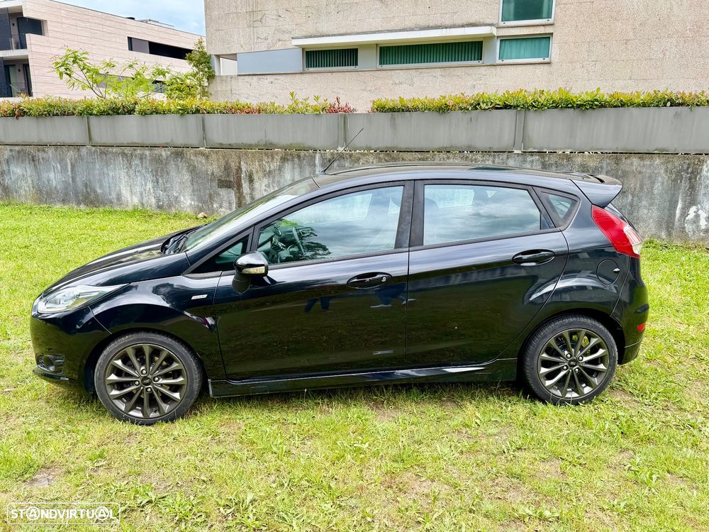 Ford Fiesta 1.5 TDCi STLine - 31