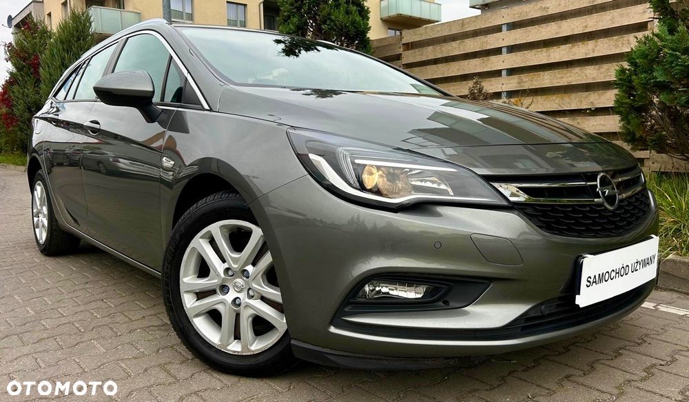 Opel Astra 1.6 D (CDTI) Automatik Innovation - 2