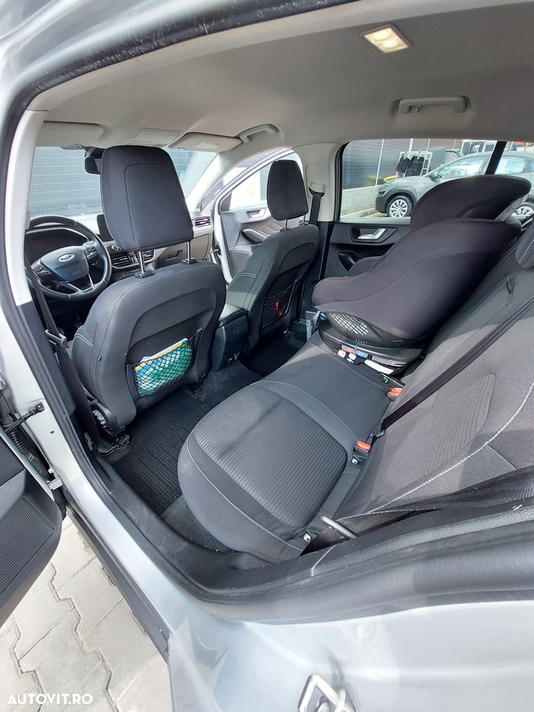 Ford Focus 1.5 EcoBlue Connected - 6