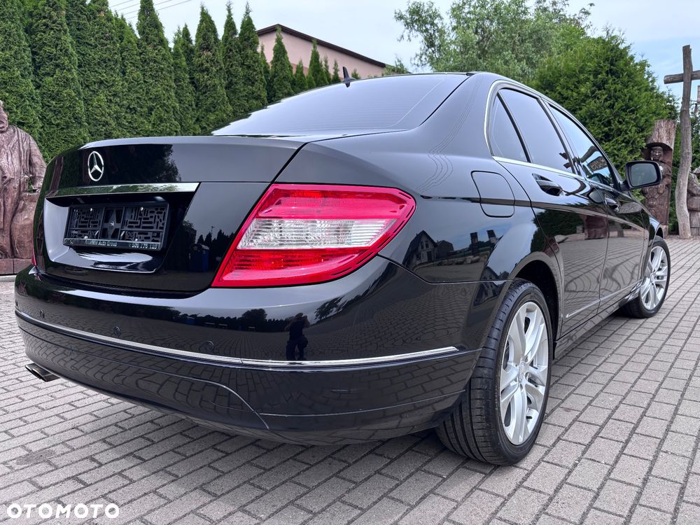 Mercedes-Benz Klasa C 180 Kompressor Automatik BlueEFFICIENCY - 10